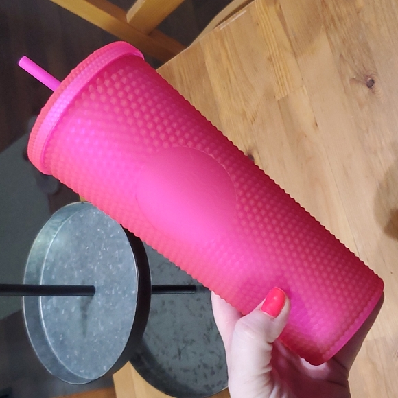 Starbucks Hot Pink studded cold cup - Picture 3 of 4